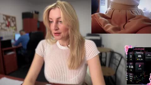 LegsLONG online show from January 2025 07:38:01 AM