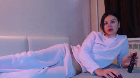 Magda online show from December 2025 10:53:01 AM