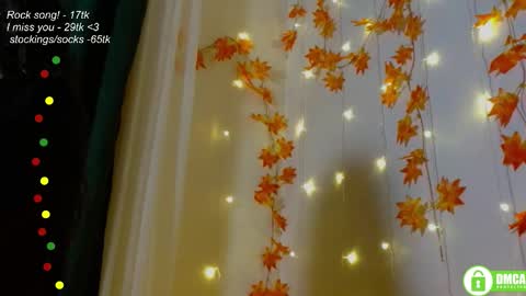 hey Im Leia and I love rock  online show from October 2025 07:12:02 PM