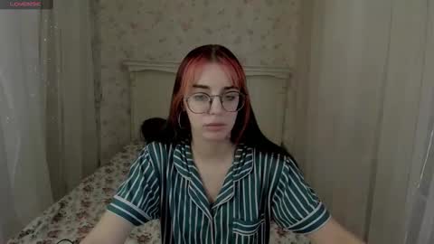 leia_moreno online show from October 2025 03:04:02 AM
