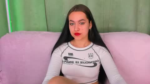 Snapshot of leiawow chatting on June 2026 09:17:01 AM leiawow online show from June 2026 09:17:01 AM