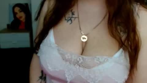 Leila online show from November 2025 04:11:02 PM