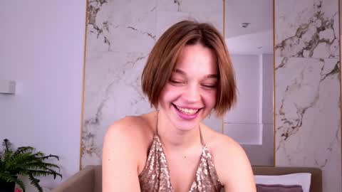 LeilaLawson online show from December 2024 11:48:01 AM