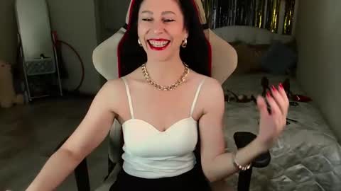 leilamurray online show from March 2026 09:31:02 AM