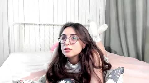 Luna online show from October 2025 08:22:02 AM