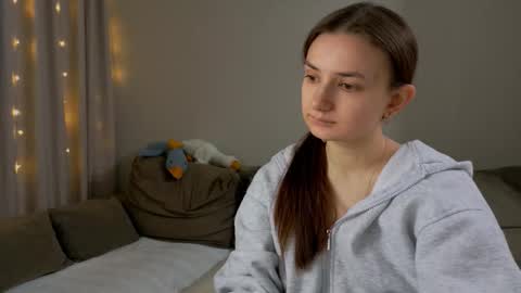 Lelia online show from February 2026 05:39:01 PM