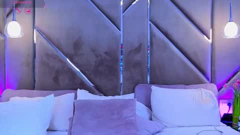 Snapshot of lellie_ chatting on October 2025 04:15:02 PM Carlaa online show from October 2025 04:15:02 PM