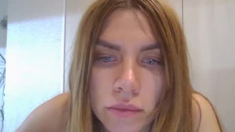 lena6122000 online show from July 2026 06:32:02 PM