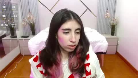 Lena online show from September 2025 08:30:01 PM