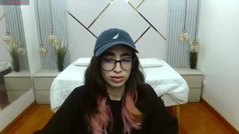 Lena online show from October 2025 08:42:02 PM