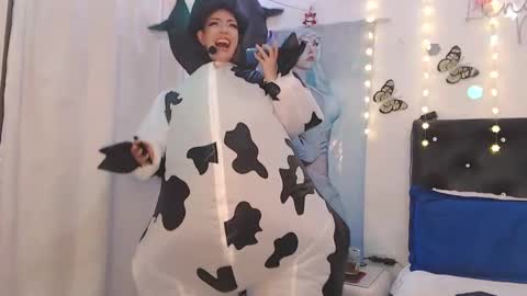 lenaleenyan online show from February 2025 12:15:01 AM