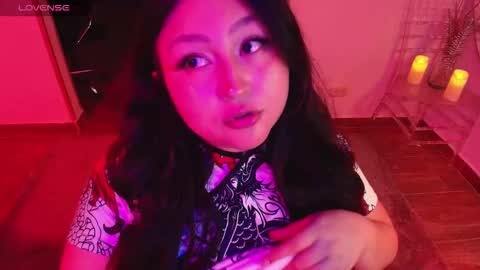 Lenna Kang online show from September 2025 09:25:02 PM