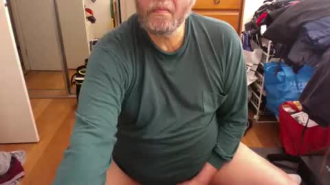 Pussylicker online show from September 2025 12:43:01 AM