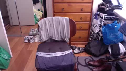 Snapshot of lennyfife chatting on October 2025 01:48:02 AM Pussylicker online show from October 2025 01:48:02 AM