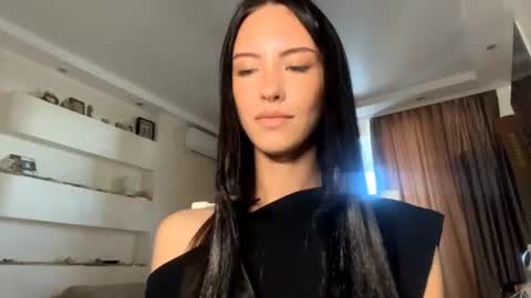 Lily online show from July 2026 03:25:01 PM