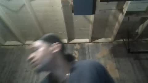 leo199984 online show from November 2025 05:12:01 PM