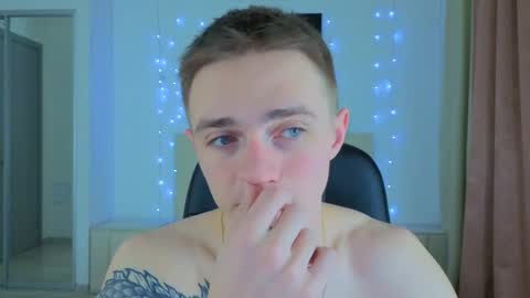 Snapshot of leo__miller chatting on January 2026 05:48:02 PM LEO online show from January 2026 05:48:02 PM