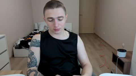 Snapshot of leo__miller chatting on June 2026 04:41:02 AM LEO online show from June 2026 04:41:02 AM