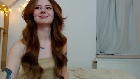 Snapshot of leo_and_lori chatting on January 2025 04:01:01 AM Leo and Lori online show from January 2025 04:01:01 AM