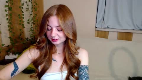 Snapshot of leo_and_lori chatting on October 2025 06:52:01 PM Leo and Lori online show from October 2025 06:52:01 PM