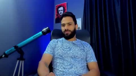 Leo  Diaz online show from December 2024 09:42:02 PM