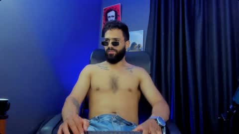 Leo  Diaz online show from January 2025 04:57:01 PM