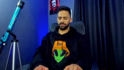 Leo  Diaz online show from February 2025 11:05:01 PM