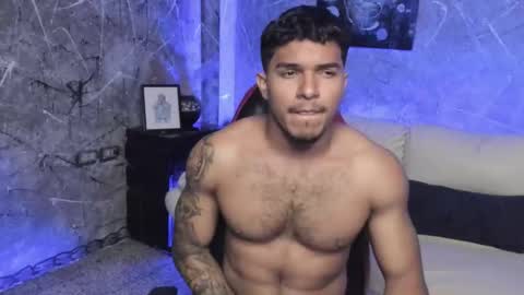 Leo independent model online show from October 2025 02:11:01 AM