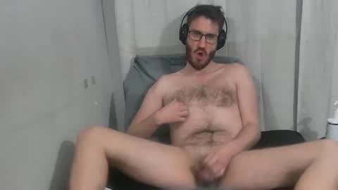 LeoBiggy online show from October 2025 04:40:02 AM