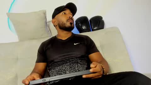 Snapshot of leocarter_ chatting on June 2026 01:10:02 PM leo online show from June 2026 01:10:02 PM
