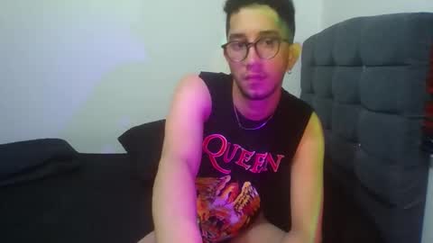 Snapshot of leoh_hades chatting on October 2025 02:48:02 AM Leoh online show from October 2025 02:48:02 AM