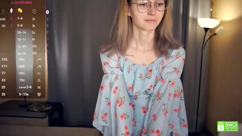 Hello Im Roxy Im just starting my journey here so lets get acquainted online show from January 2026 07:19:02 PM