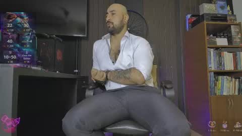 Leon online show from November 2025 11:24:01 AM