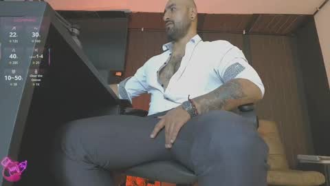 Leon online show from April 2026 10:36:02 PM
