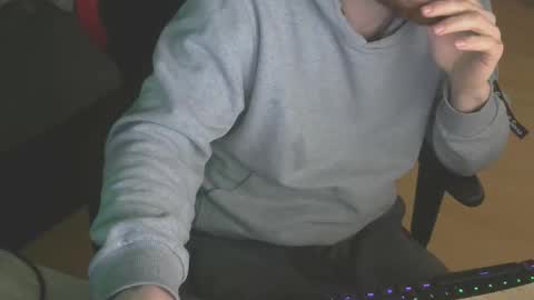 Snapshot of leon_97 chatting on January 2025 02:41:01 PM Lele 97 online show from January 2025 02:41:01 PM