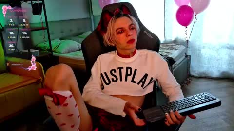 Leon online show from February 2025 08:22:02 AM