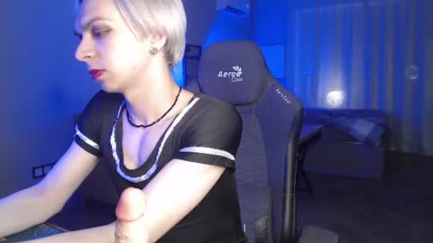 Leon online show from July 2026 06:38:02 PM
