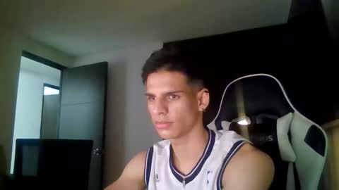 leonandresough online show from October 2025 11:10:02 PM