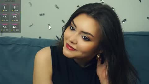 Mia online show from September 2025 09:31:02 PM