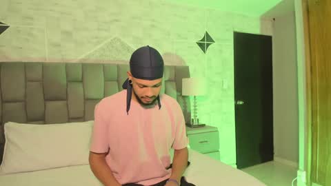 Leonard online show from December 2024 06:44:01 AM