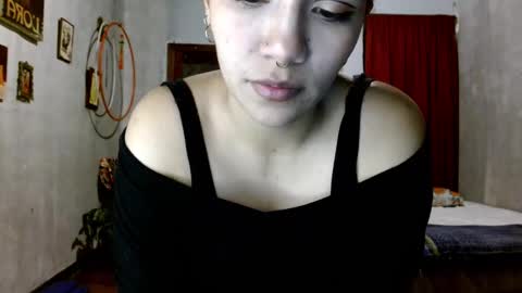 Snapshot of leonelablues chatting on September 2025 04:24:01 AM leonela online show from September 2025 04:24:01 AM