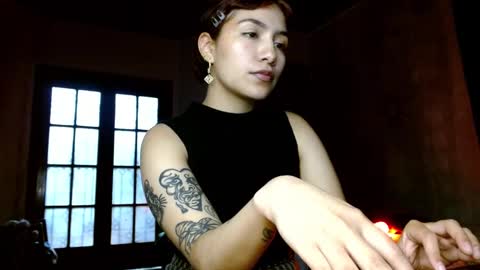 Snapshot of leonelablues chatting on October 2025 08:13:02 PM leonela online show from October 2025 08:13:02 PM