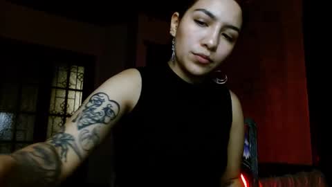 Snapshot of leonelablues chatting on November 2025 11:51:02 PM leonela online show from November 2025 11:51:02 PM