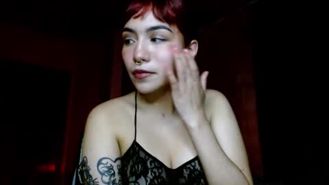 Snapshot of leonelablues chatting on November 2025 05:28:02 AM leonela online show from November 2025 05:28:02 AM