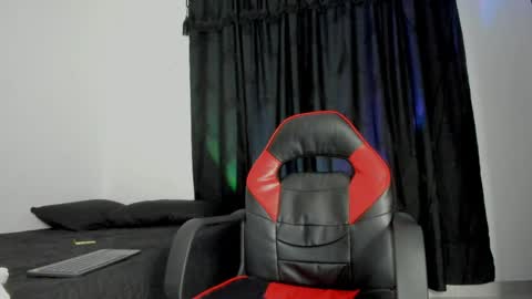 leonidas1.1 online show from March 2026 11:54:02 PM