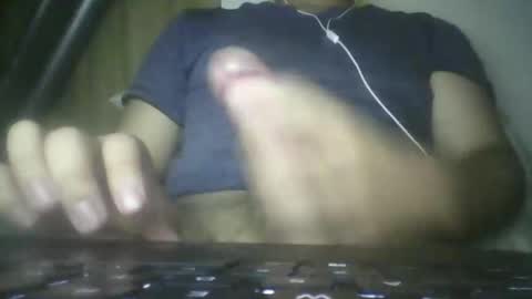 leoonel_95 online show from November 2025 03:38:02 AM