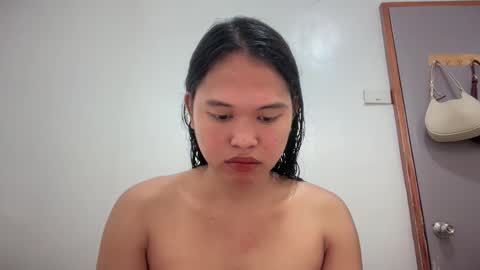 Jenn online show from April 2026 01:30:02 AM