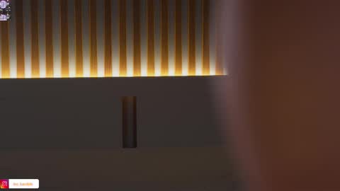 Leora online show from November 2025 05:12:01 PM