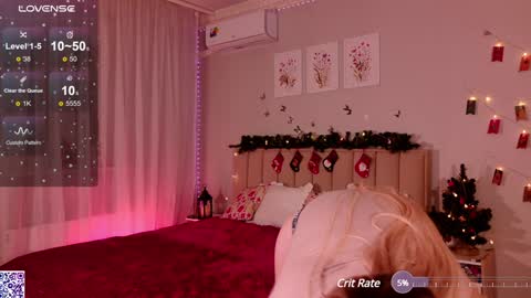 Nicole Moore online show from December 2024 06:42:02 PM