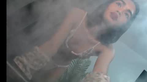 Snapshot of lesi_trisha chatting on February 2025 01:08:02 PM Trisha18 online show from February 2025 01:08:02 PM